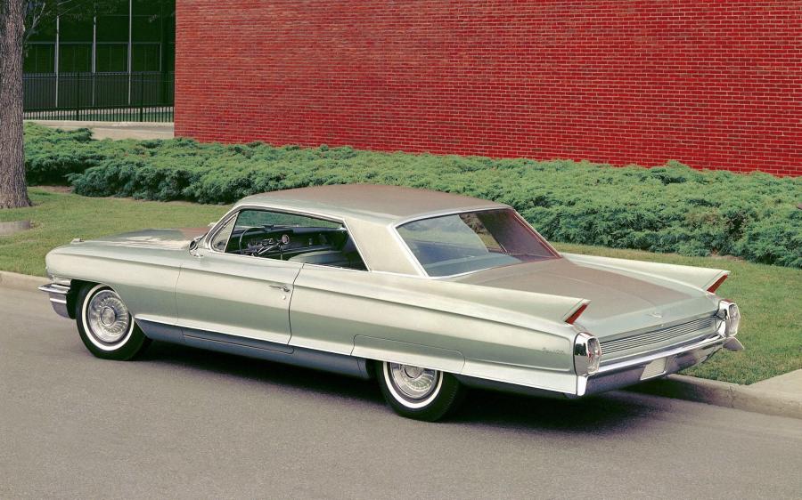  Cadillac DeVille Coupe 1962 года  (фото 1 из 1)